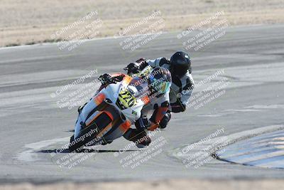 media/Nov-01-2025-CVMA (Sat) [[fc0f7531b8]]/Race 9-Amateur Supersport Middleweight/